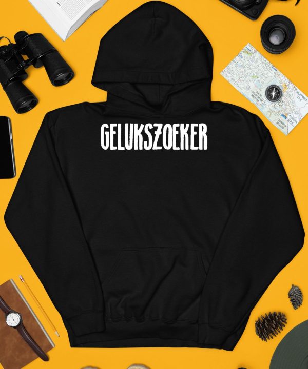 Ines Kostic Wearing Gelukszoekers Shirt3