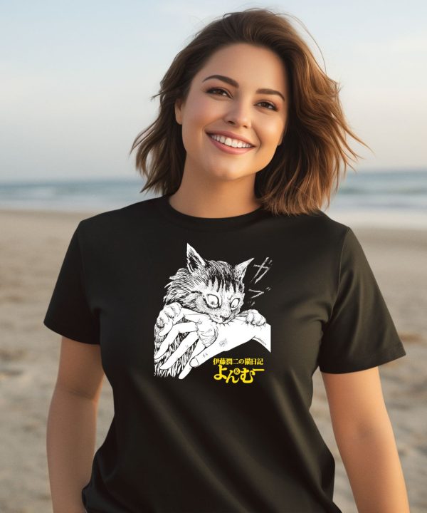 Junji Itos Cat Diary Yon Mu Cat Bite Shirt1